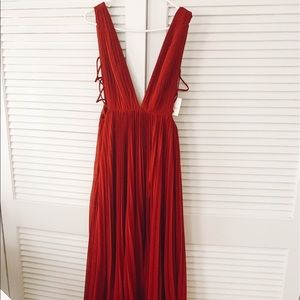 Fame and partners customized Allegra dress!